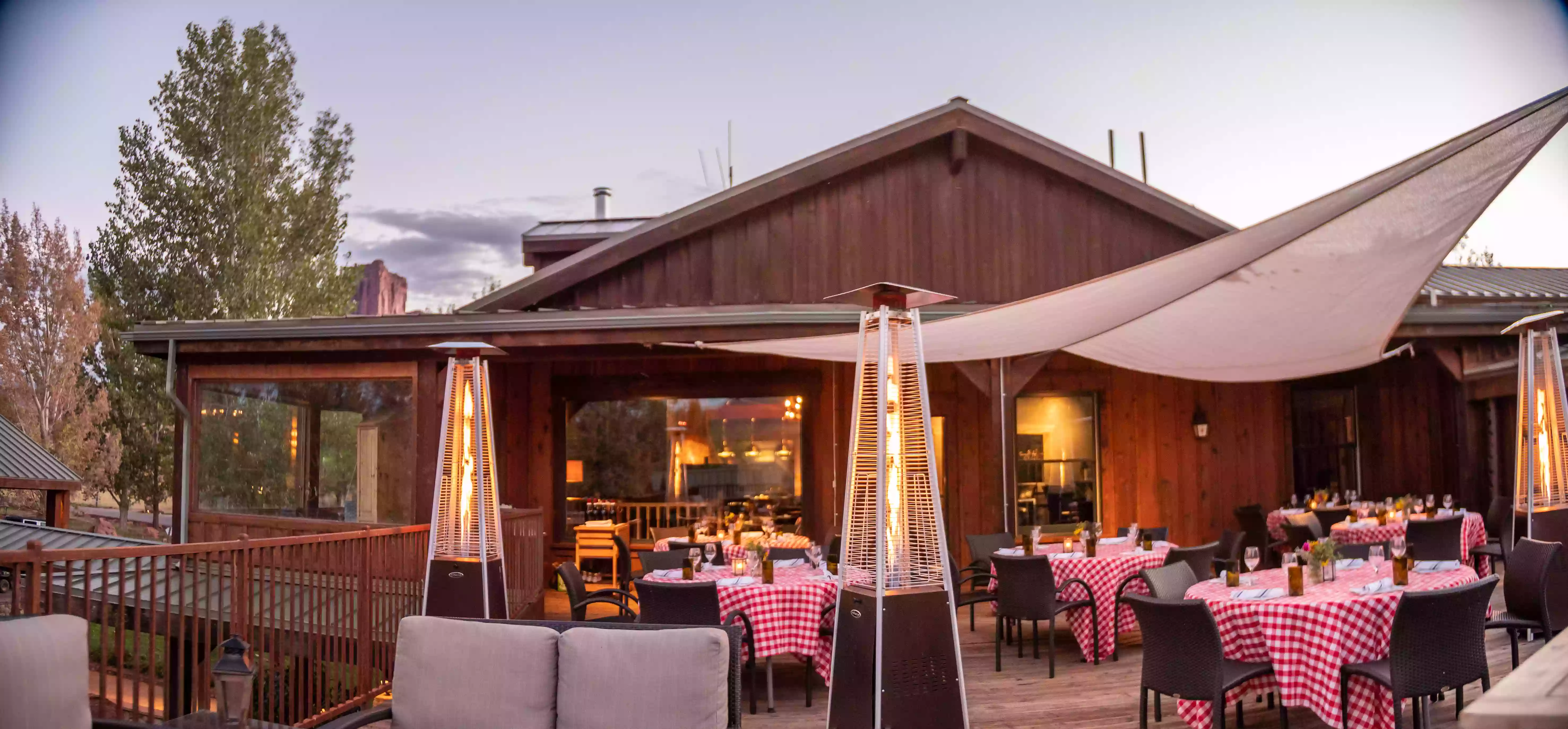 River Grill Restaurant River Grill Restaurant