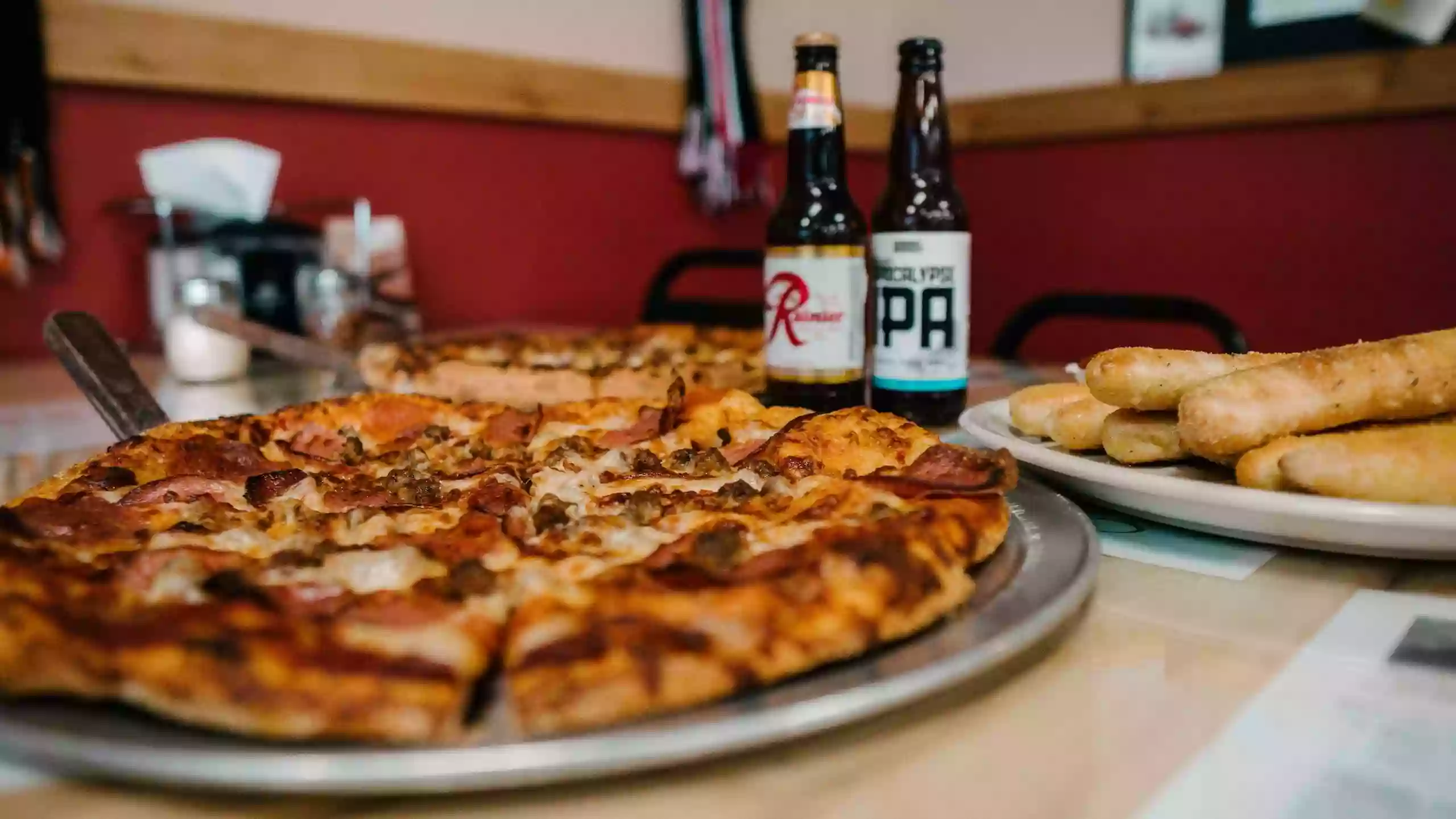 Varsity Pizza City of Roy