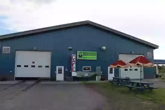 Award Winning Truck Wash & Laughing Larry's Lunchroom Award Winning Truck Wash & Laughing Larry's Lunchroom
