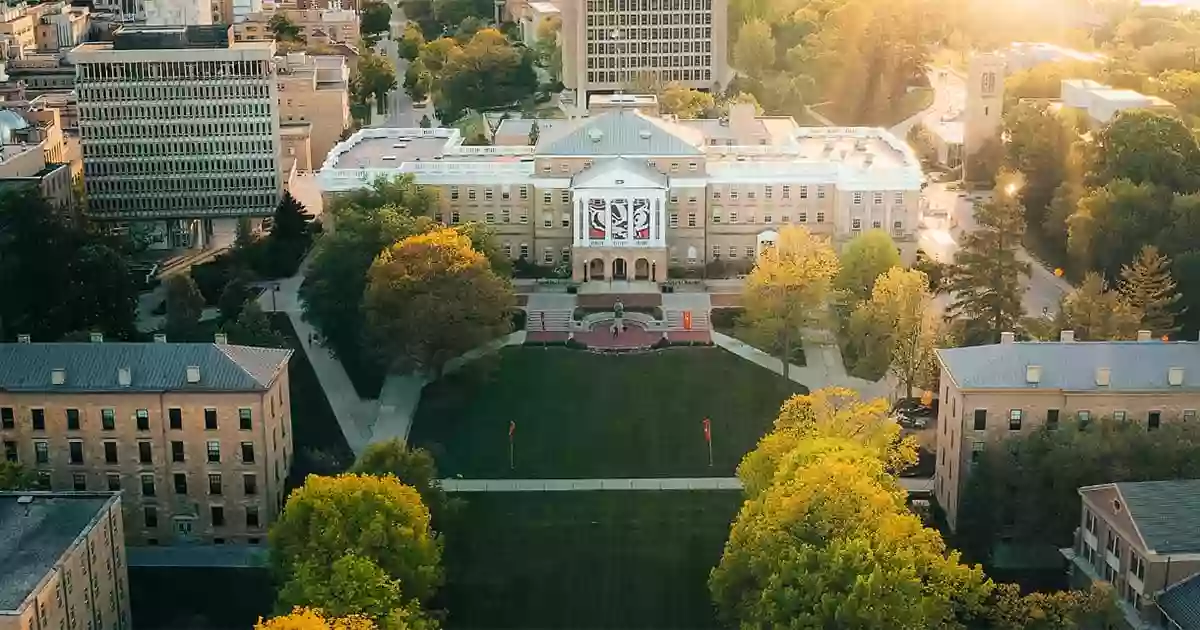 University of Wisconsin–Madison Department of Economics University of Wisconsin–Madison Department of Economics